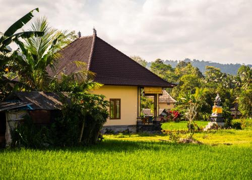 Exterior view, The babakan accommodations in Sidemen