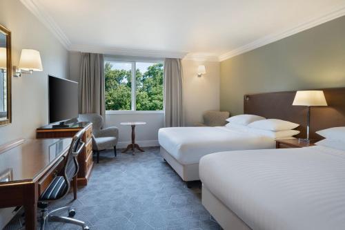 Huntingdon Marriott Hotel - image 5