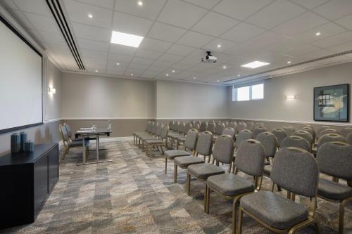 Huntingdon Marriott Hotel - image 3