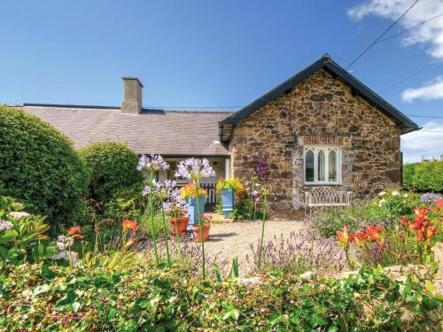 B&B Llandwrog - Swallow Cottage - Bed and Breakfast Llandwrog