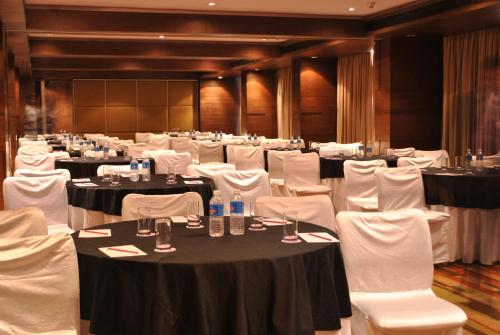 Four Points by Sheraton Ahmedabad