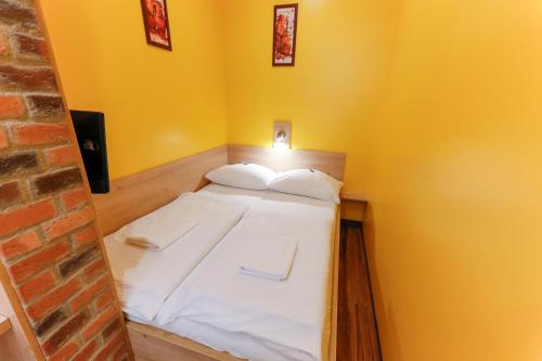 Do Step Inn Home - Hotel & Hostel – Vienna, NY