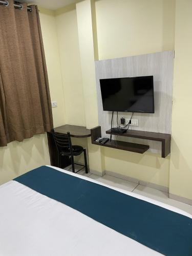 Hotel C3 Regency
