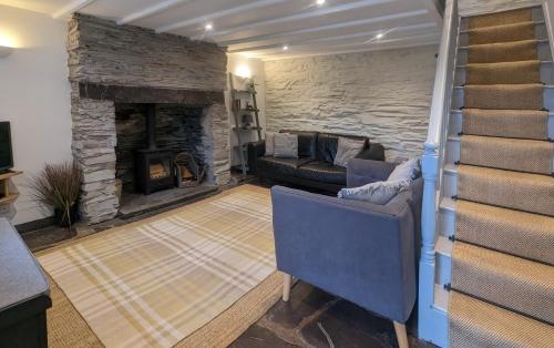 Cosy Cottage, 5 miles from Snowdon Base Camp with Log Burner and Mountain Views