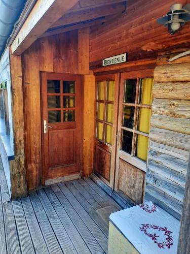 CHALET RONDIN JURA in Thoirette