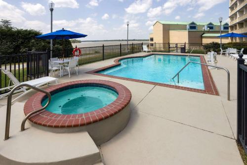 WaterView Casino & Hotel Trademark Collection by Wyndham - image 12