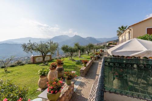 Residence Villa il Casale - appartamenti wellness, piscina e SPA in Tovo San Giacomo