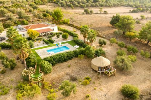 Villa Elia with pool, Yurt and sea views gîte à louer Palió Pylíon
