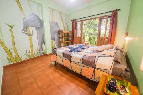 Chrissie's Hotel – Thekkady, NE