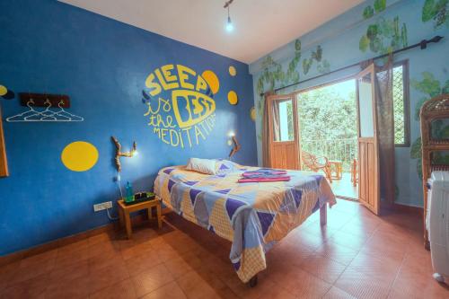 Chrissie's Hotel – Thekkady, NE