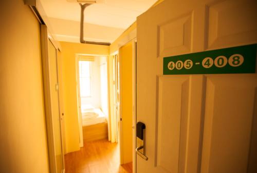 マイクロ ホステル