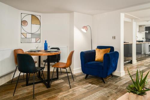 Coppergate Mews Apt 1 Stylish 2 bed 2 bath apartment private entrance Doncaster