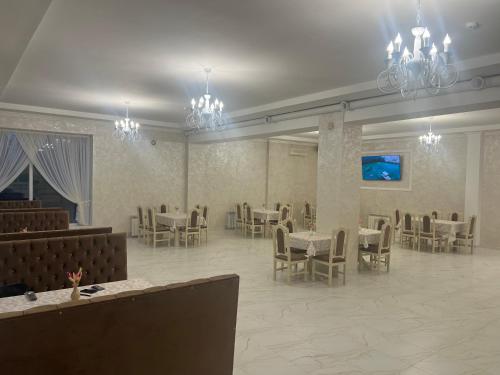 Restaurang, Grand Hotel in Antonova