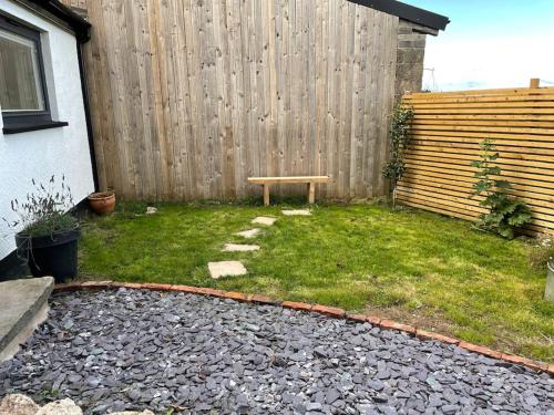 Tranquil, secluded, rural cottage for two, Beaumaris (foto 9)