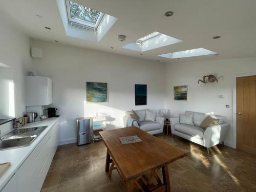 Tranquil, secluded, rural cottage for two in Mariandyrys