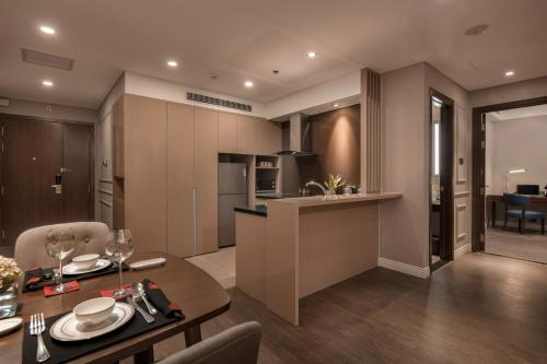 Apartment with Sea View image 10