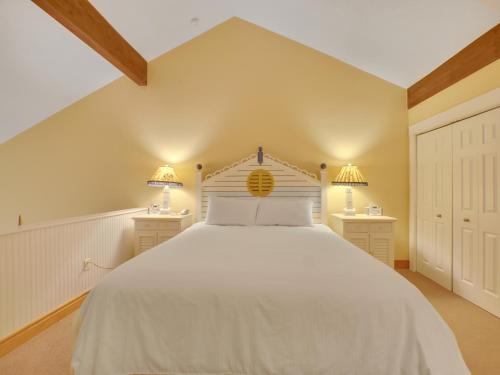 202 Pointes North Inn - image 6