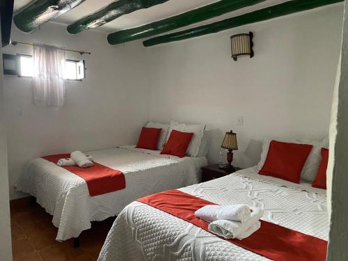 Quadruple Room with Private Bathroom image 10