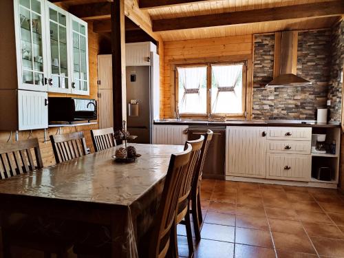 ห้องครัว, Casa Rural La Dehesa de Toledo a 5 minutos de Puy du Fou España (Casa Rural La Dehesa de Toledo a 5 minutos de Puy du Fou Espana) in เลกาเนส