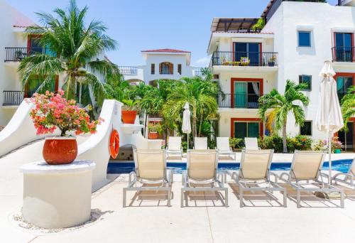 Paseo Del Sol Reef 305 condo in Playa del Carmen, Mexico