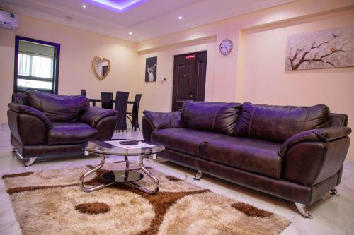 1 Bed Furnished Apt - Aircon Wifi Parking, Accra