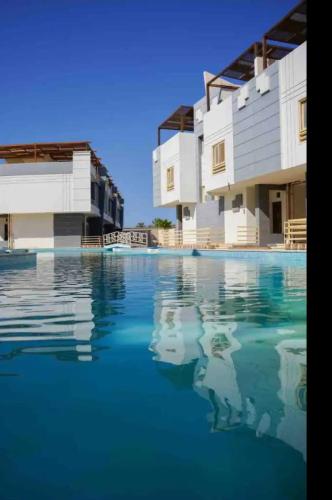 Noura Luxury Hotel Villa with free Pool and Beach access in Hurghada