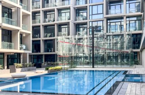 Elite LUX Holiday Homes - Luxurious 1BR Suite in Signature Livings JVC - Dubai - image 2