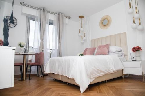 Paris' Premium Romantic Studio