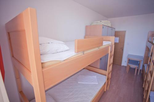 Single Bed in 6-Bed Dormitory Room image 6