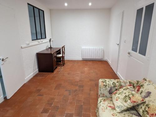 Gîte Sigloy, 3 pièces, 4 personnes - FR-1-590-414 (Gite familial en Sologne pres de la Loire, parfait pour cyclistes et accueil chevaux, tout compris -) in Germigny-des-Pres