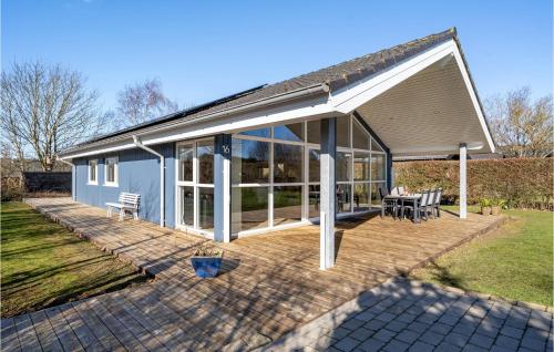 Stunning Home In Esbjerg V With Kitchen