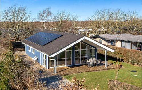 Stunning Home In Esbjerg V With Kitchen