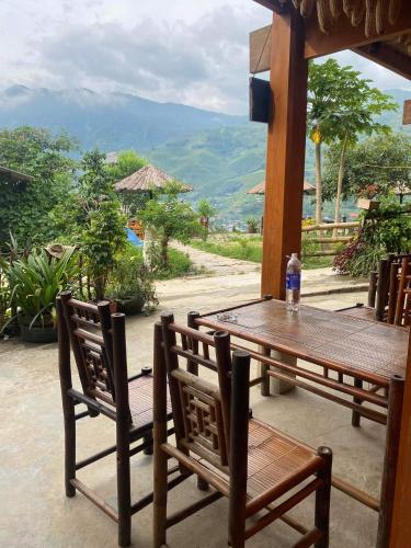 Hmong Sister House in Lao Chải Tả Ván