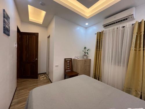 RICH-VANIA SUITES RICH-VANIA SUITES