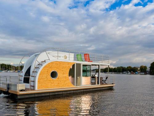 Houseboat on the Dahme