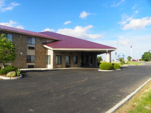 Royalton Inn & Suites Upper Sandusky