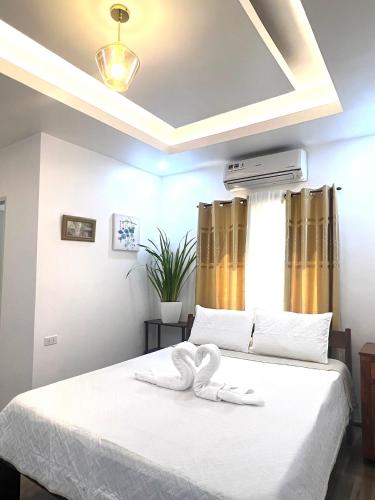 RICH-VANIA SUITES RICH-VANIA SUITES