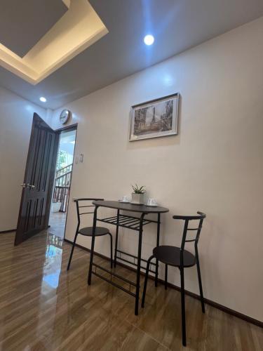 RICH-VANIA SUITES RICH-VANIA SUITES