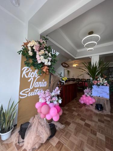 RICH-VANIA SUITES RICH-VANIA SUITES