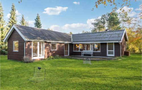  Amazing Home In Nykbing Sj With 5 Bedrooms, Pension in Nykøbing Sjælland bei Bøsserup