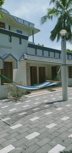 Varkala AC 3Bhk hammocks courtyard patio