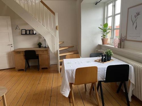  Hyggelig lejlighed nær Aalborg C in Aalborg