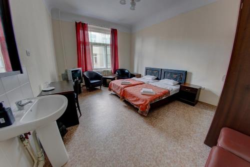 Hostel Viktorija with Private Rooms