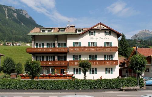 Albergo Trentino - Hotel - Moena
