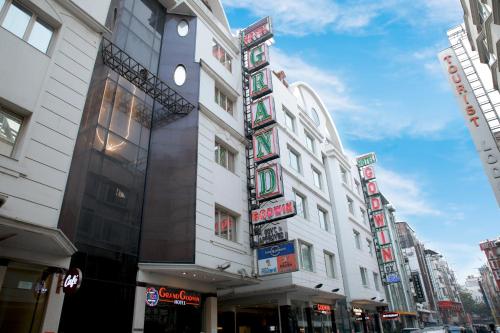 Hotel Godwin Deluxe -Near New Delhi Railway Station - Paharganj