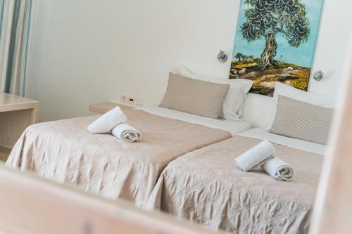 Superior Double Room image 9