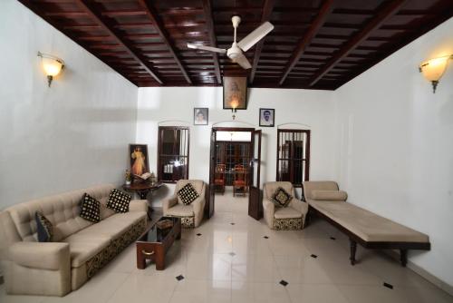 Karingada Heritage Stay