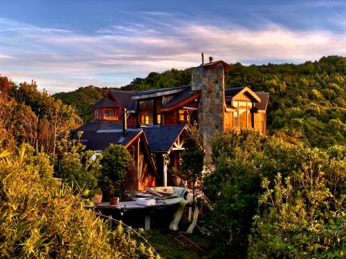 Hotelli välisilme, Large Room in a Secluded & Wild Place with Ocean View in Ancud