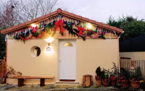 Chalet du Lac Piscine À 5 Minutes de Disney Tgv Rer - Location saisonnière - Montévrain