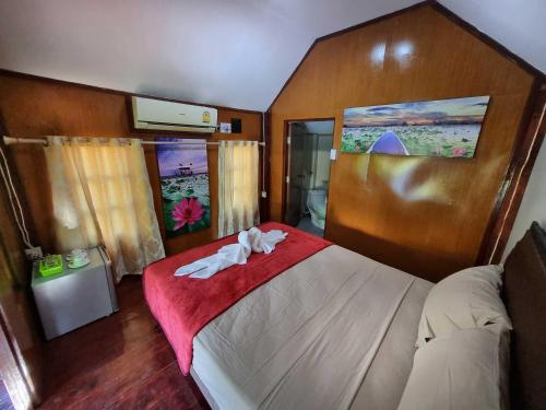 Bua Daeng Resort Room Type - Bungalow - Water Front 